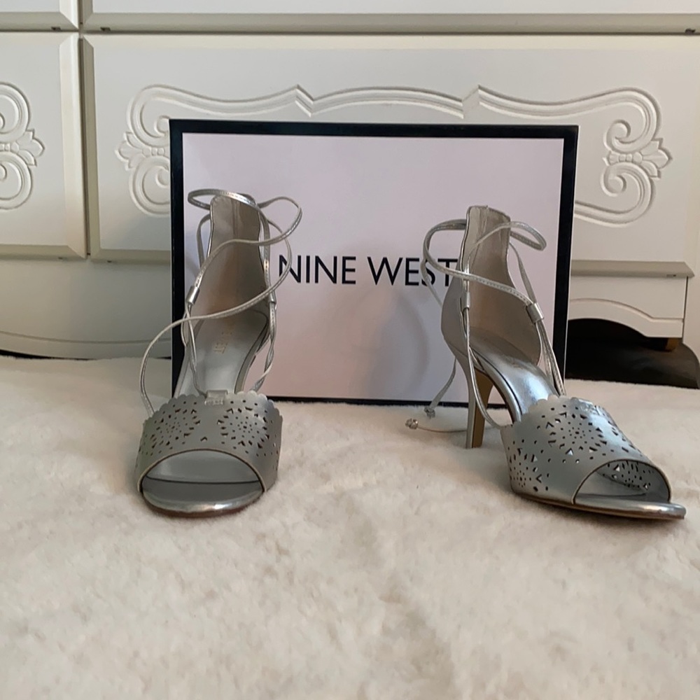 Nine West silver stiletto